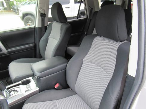 Used 2018 Toyota 4Runner SR5 RWD image 17