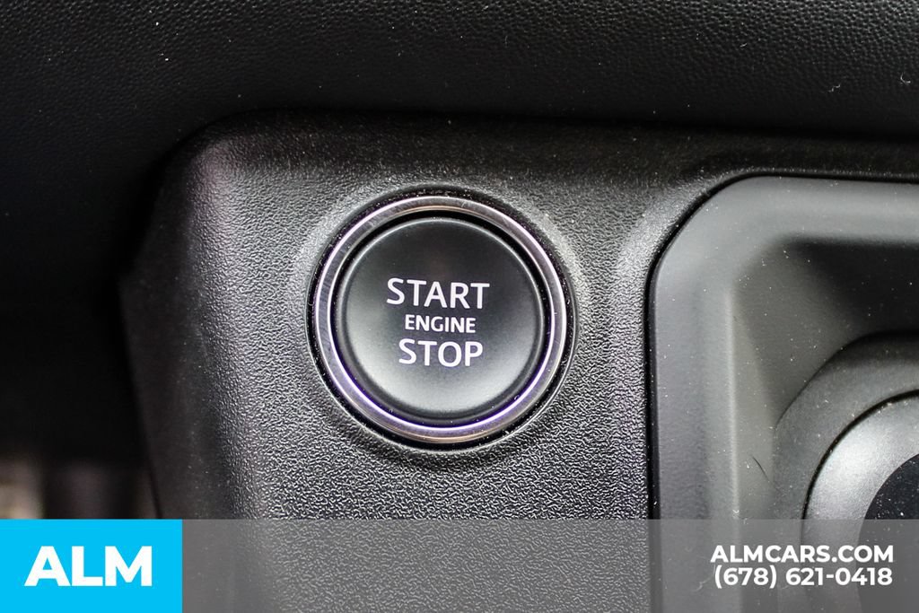 Used 2025 Land Rover Defender 110 X AWD/4WD image 26