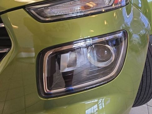 Used 2022 Hyundai Venue SEL FWD image 27