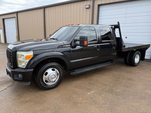 Used 2015 Ford F350 Lariat RWD image 5
