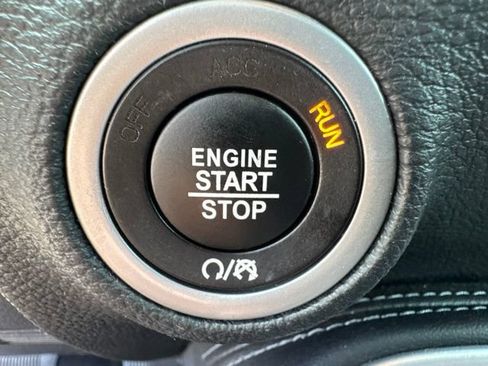 Used 2022 Dodge Challenger GT RWD image 21