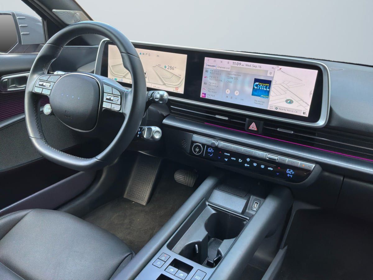 Used 2023 Hyundai Ioniq 6 SEL RWD image 14