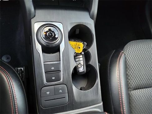 Used 2023 Ford Escape ST-Line Select image 24