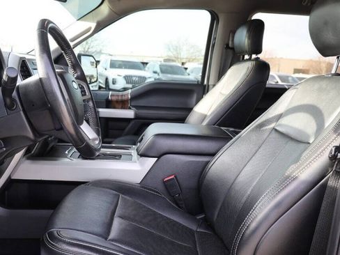 Used 2019 Ford F150 Lariat w/ Trailer Tow Package AWD/4WD image 13