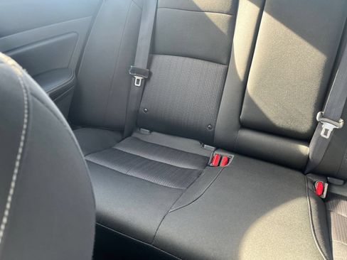 Used 2025 Nissan Altima 2.5 SV FWD image 39