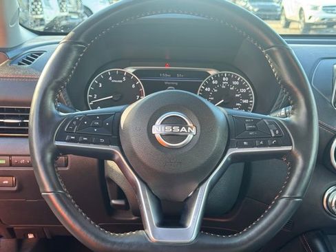 Used 2024 Nissan Sentra SR w/ SR Premium Package image 15