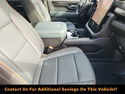 New 2026 GMC Yukon XL AT4 w/ AT4 Premium Package image 10