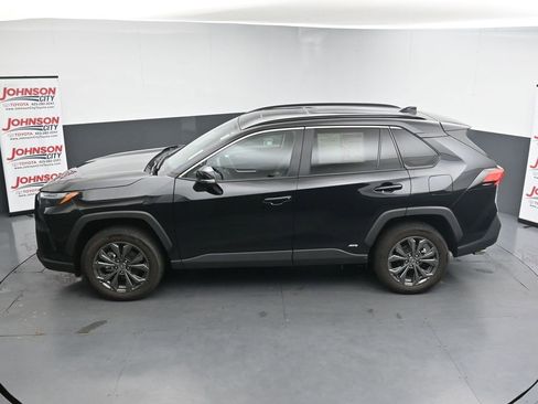Used 2024 Toyota RAV4 XLE Premium w/ Weather Package AWD/4WD image 32