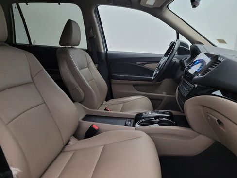 Used 2019 Honda Pilot Touring image 21