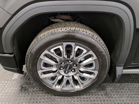 Used 2025 GMC Sierra 1500 Denali Ultimate image 7