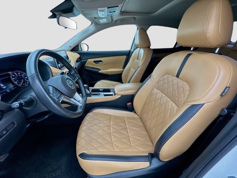 Used 2022 Nissan Sentra SV w/ SV Premium Package FWD image 13
