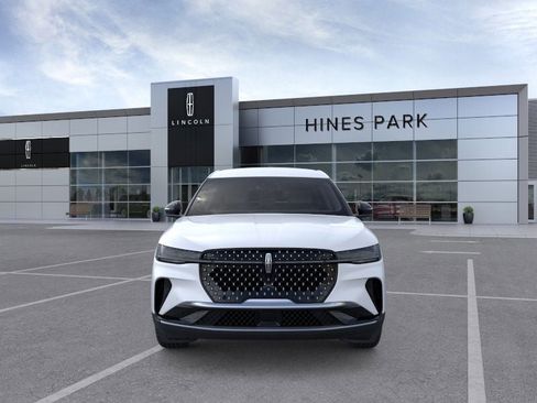 New 2026 Lincoln Nautilus Premier AWD/4WD image 6