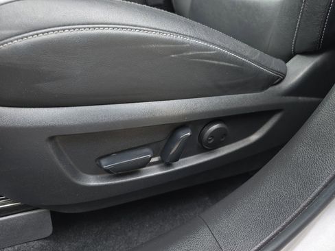 Used 2019 INFINITI QX50 Luxe image 23