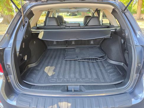 Used 2015 Subaru Outback 3.6R Limited AWD/4WD image 22