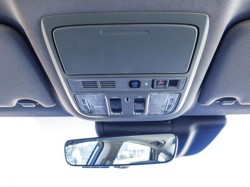 Used 2018 Honda Accord Touring image 34