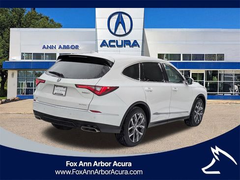 Certified 2023 Acura MDX SH-AWD w/ Technology Package image 5