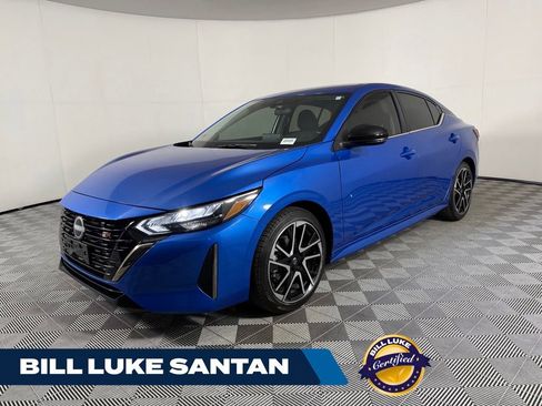 Used 2025 Nissan Sentra SR FWD image 1
