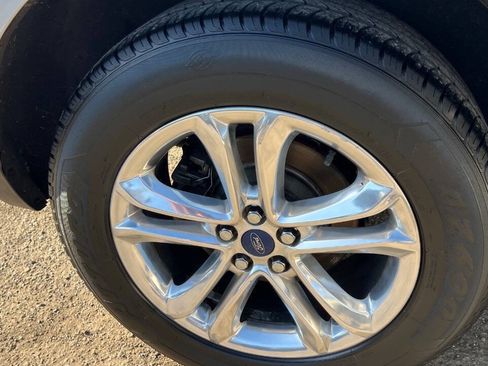 Used 2015 Ford Edge SEL w/ Equipment Group 201A FWD image 29