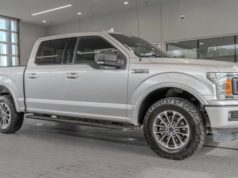 Used 2018 Ford F150 XLT w/ Equipment Group 302A Luxury AWD/4WD image 12