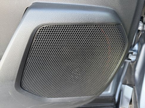 Used 2022 Toyota Highlander Platinum image 27