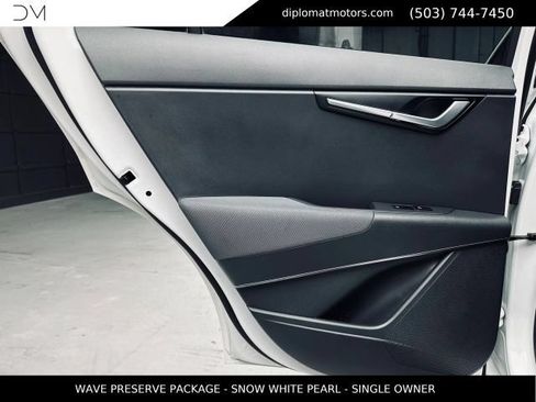 Used 2023 Kia Niro Wave w/ Wave Preserve Package FWD image 25