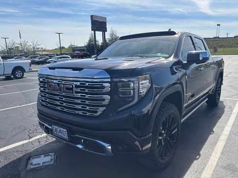 Used 2023 GMC Sierra 1500 Denali w/ Technology Package image 8