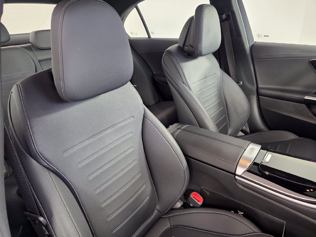 Certified 2024 Mercedes-Benz C 300 Sedan image 29