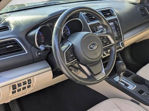 Used 2018 Subaru Outback 2.5i Premium AWD/4WD image 10