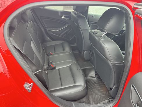 Used 2019 Mercedes-Benz GLA 250 4MATIC image 14