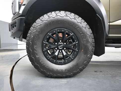 Used 2025 Ford F150 Raptor image 24