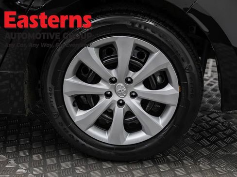 Used 2024 Toyota Corolla LE image 32