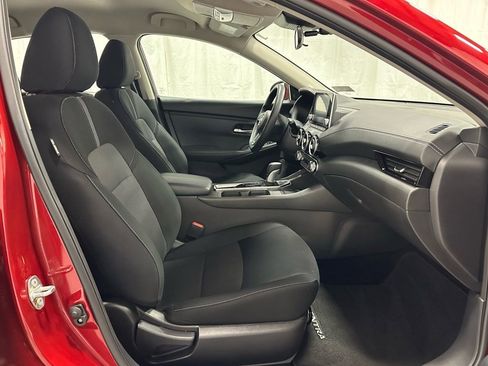 Used 2025 Nissan Sentra SV image 57