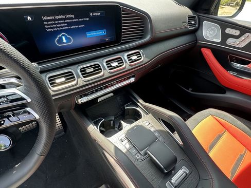 New 2026 Mercedes-Benz GLE 53 AMG 4MATIC Coupe image 33