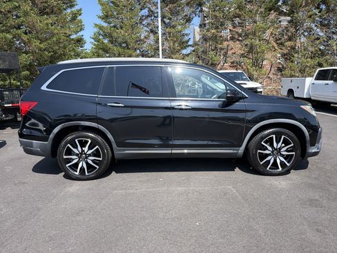Used 2019 Honda Pilot Elite image 11