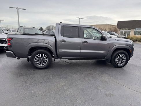 Used 2024 Nissan Frontier SL w/ Technology Package image 6