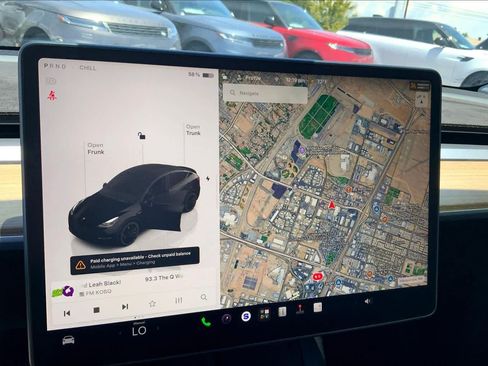 Used 2023 Tesla Model Y Performance AWD/4WD image 31