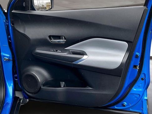 Used 2024 Nissan Kicks SR w/ SR Premium Package image 24