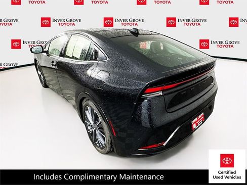 Certified 2025 Toyota Prius XLE image 8