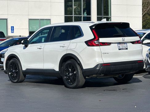 Certified 2024 Honda CR-V EX image 5