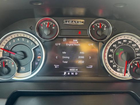 Used 2016 RAM 1500 Classic SLT w/ Luxury Group image 12