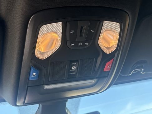 Used 2024 RAM 2500 Big Horn w/ Night Edition image 27