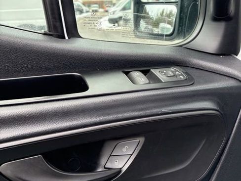 Used 2023 Mercedes-Benz Sprinter 2500 image 19