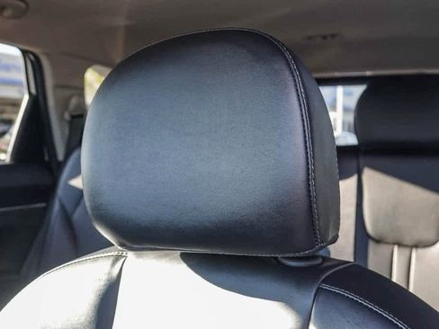 Certified 2023 Kia Sorento S image 24