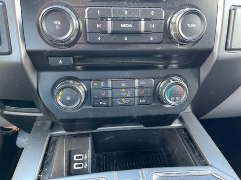 Used 2017 Ford F150 XLT w/ Equipment Group 302A Luxury image 16