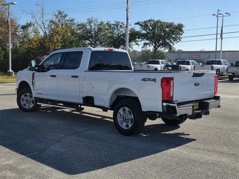 Used 2025 Ford F250 XLT image 7