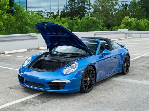 Used 2015 Porsche 911 Targa 4S w/ Sport Chrono Package AWD/4WD image 33