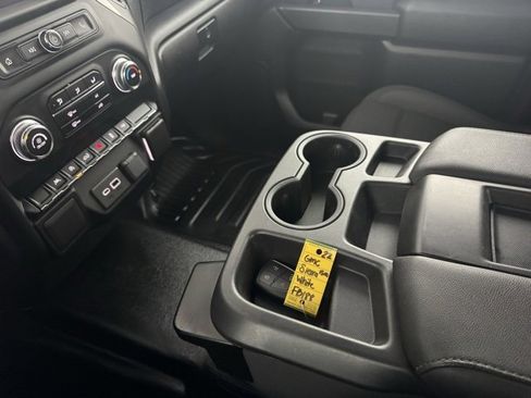 Certified 2022 GMC Sierra 1500 Pro w/ Convenience Package image 21