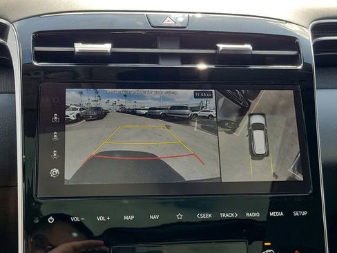 Used 2024 Hyundai Tucson Limited image 11