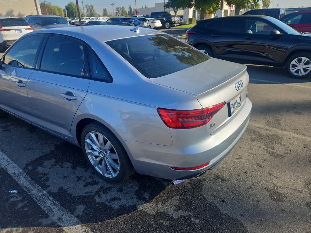 Used 2017 Audi A4 2.0T Premium w/ Convenience Package FWD image 5