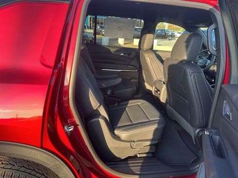 New 2026 Chevrolet Traverse LT w/ Midnight/Sport Edition image 32